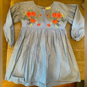 H&M babydoll style embroidered dress, NWT - sizes 3-4 and 4-5